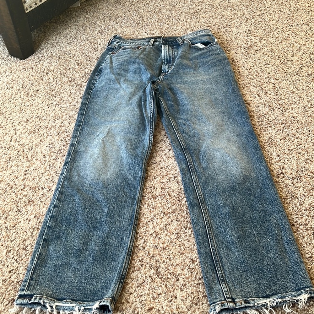 Abercrombie high rise straight jean